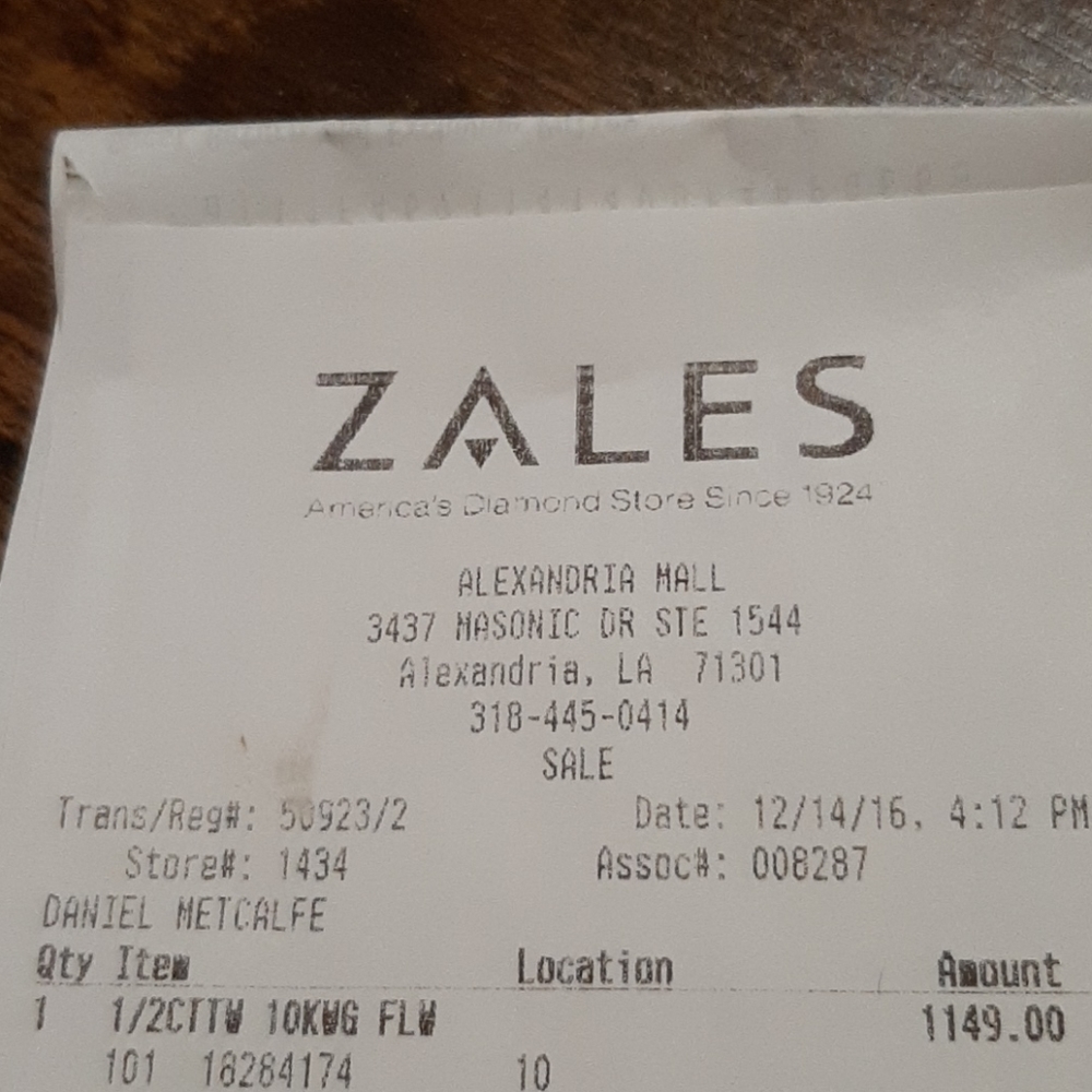 Zales Diamond Ring - Picture 4 of 4